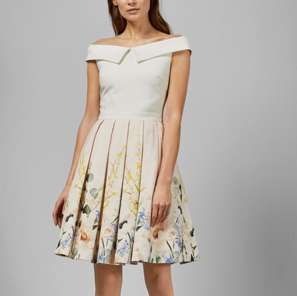 ✨️HP✨️LAST 1 • NWT TED BAKER FULL SKIRT DRESS - Picture 2 of 7